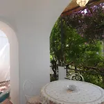 Casa Maria 6&2, Emma فيلة بوسيتانو
